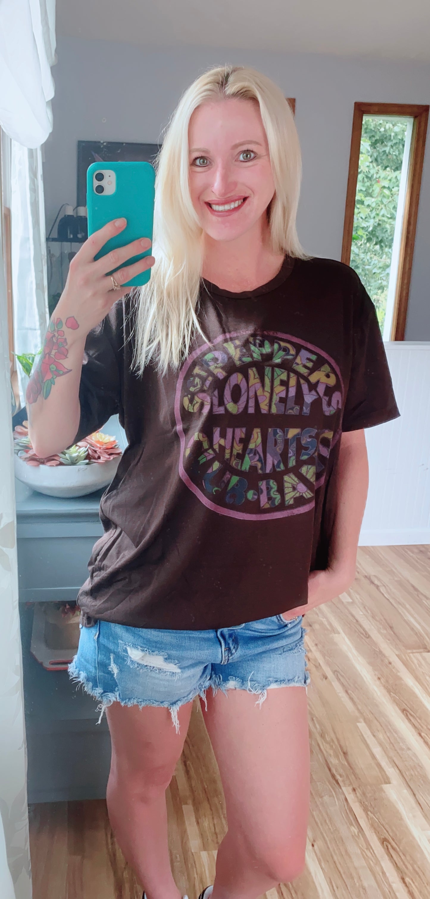 SGT. Peppers Lonely Hearts Band Tee