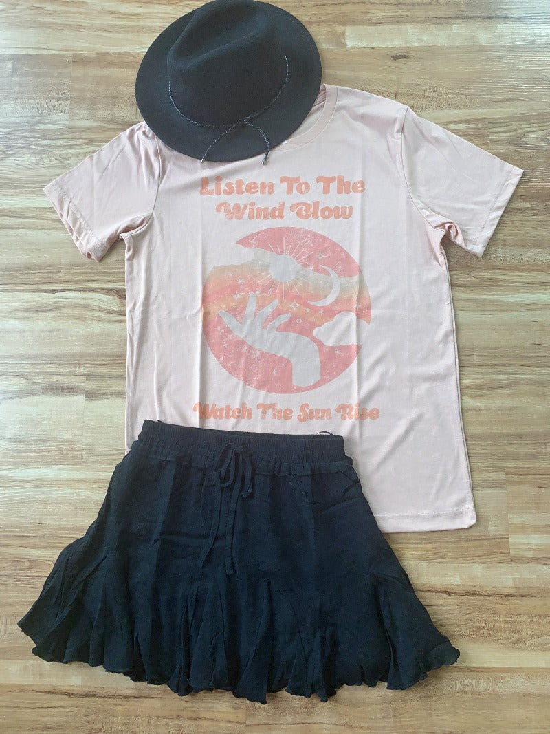 fleetwood mac, graphic tee, graphic tshirt, tshirt, listen to the wind blow, the bellflower boutique, graphic, pink